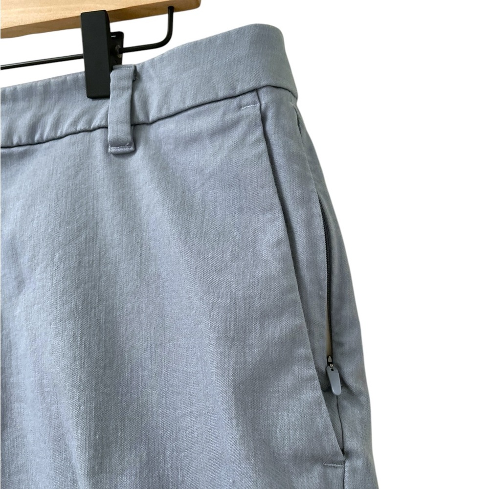 Lululemon Commission Classic-Fit Short - Picture 4 of 6